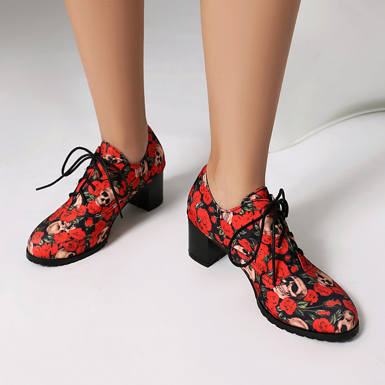 Deep Mouth Flat Shoes with Floral Pattern and Lace-Up Closure - Image 5