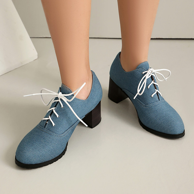Deep Mouth Lace-Up Flat Shoes with Chunky Heel - Image 3