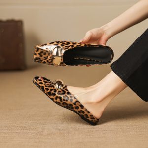 Deep Mouth Flat Shoes - Style q.html